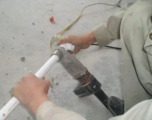 郑州中原区漏水维修电话